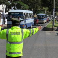 CONTROL. Policas estuvieron en las calles.