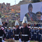 ANIVERSARIO. Las FF.AA. celebraron 189 años de su creación con la gran parada militar en La Paz. En Sucre, soldados y premilitares juraron defender a la Patria.