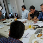 Los dirigentes de la Liga y representantes de los futbolistas se pusieron de acuerdo ayer, en Santa Cruz.