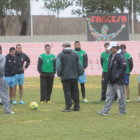 El cuadro estudiantil de la Capital cerr sus prcticas de ayer, viernes, en la cancha del Complejo Deportivo El Bosquecillo.