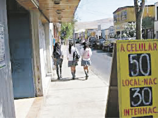 ESTUDIO. Revela que muchas mujeres vctimas de agresin sexual de los cintis se van a Tarija en busca de trabajo.