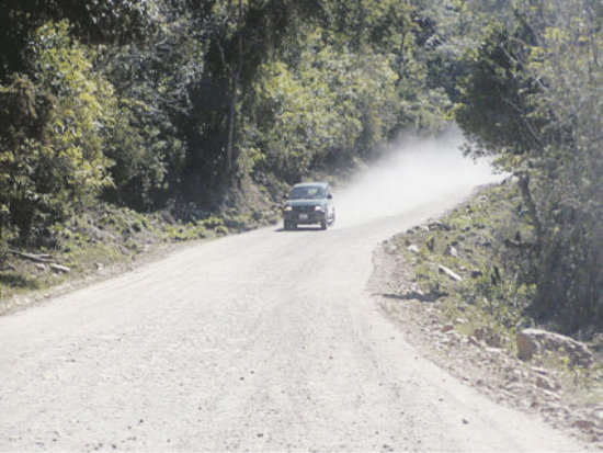 CARRETERA. Una vista de la ruta diagonal Jaime Mendoza en el tramo chuquisaqueo.