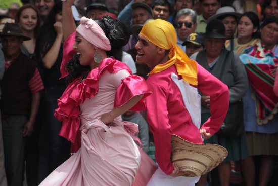 FOLCLORE. Una presentacin de danza durante el FIC en Sucre, el ao pasado.