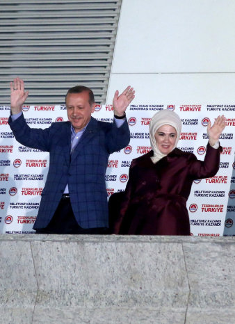 GANADOR. Racep Tayyip Erdogan en la celebracin de su eleccin como presidente de Turqua.