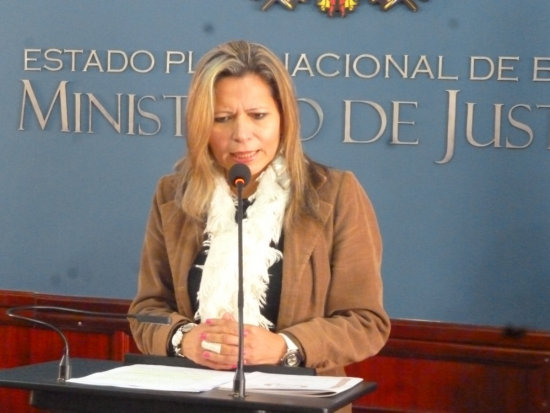 REVOCATORIO. La ministra de Justicia, Sandra Guterrez, dijo que preparan el revocatorio.