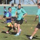 El espaol Ignacio Rodrguez (2i) se sum a los entrenamientos del primer plantel y podra jugar este viernes, frente al cuadro cochabambino, en Sucre.