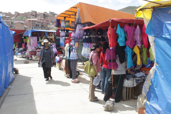 OFERTA. En el mercado se vende de todo.