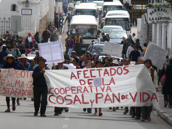 PROTESTA. Una de las marchas de los socios.