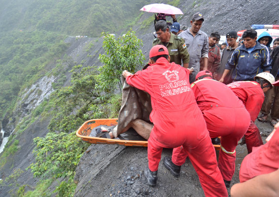 EMBARRANCAMIENTOS. Nuevos accidentes se cobra seis vctimas en los Yungas