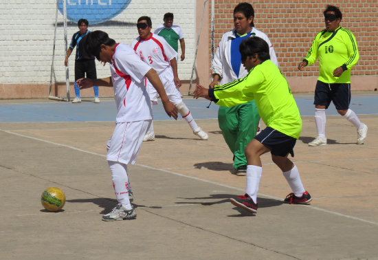 Uno de los partidos jugados ayer, en las canchas auxiliares del JRA.