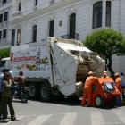 EMAS. Hay carencia de carros basureros.