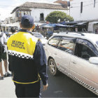 TRFICO. Los guardias municipales salieron a apoyar el trabajo de los efectivos policiales.