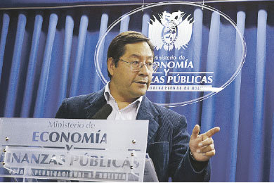 POSICIN. El ministro Luis Arce responde a las crticas de la Conferencia Episcopal.