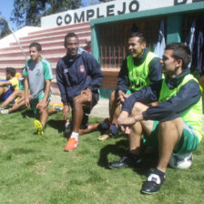 Universitario cerr sus prcticas la maana de ayer, en la cancha de csped del Complejo Deportivo El Bosquecillo.