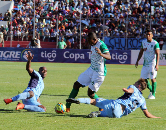 Una escena del partido de ayer, en la capital chapaca.