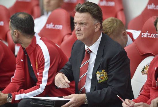 El entrenador Louis Van Gaal an no consigui un triunfo con el United.