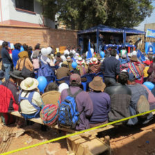 ACTO. El inicio de obras para el Centro de Acogida fue presenciado por los beneficiarios.