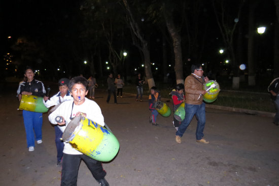 PREPARATIVOS. Las fraternidades intensificaron sus ensayos para la Entrada Folclrica del subsiguiente fin de semana.