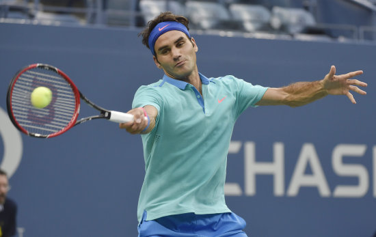 El tenista suizo Roger Federer durante el partido de ayer.