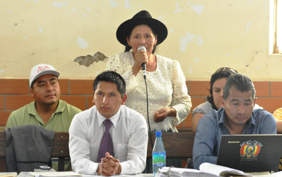 JUICIO. Savina Cullar en una audiencia en Padilla por el caso 24 de mayo.