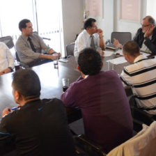 Representantes de los rbitros se reunieron con los dirigentes de la FBF y ANF; abajo, Freddy Payta (d) y Oscar Maldonado (i), durante la conferencia de prensa en Cochabamba.