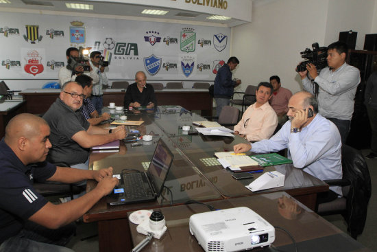 Los directivos de la FBF se reunieron en Cochabamba.