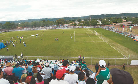 El estadio de Pando est habilitado para recibir partidos de la Liga.