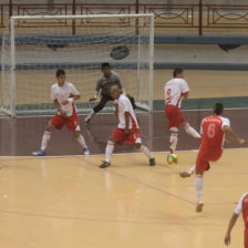 Tarija fue ms contundente anoche que Chuquisaca, en el partido que ambas selecciones disputaron en el Polideportivo, por un boleto a la final.