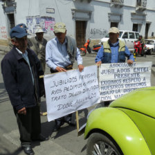 PROTESTA. Uno de los bloqueos que protagoniz el sector en Sucre, la semana pasada.