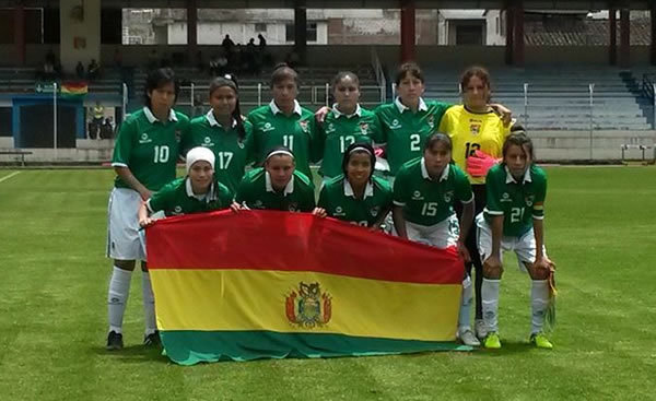 La Seleccin nacional de ftbol femenino sufri tres goleadas.