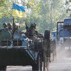 TENSIN. Tanques ucranianos recorren la ciudad de Slaviansk.