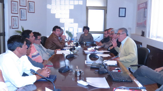 Encuentro. El Directorio de la empresa recibi ayer a la dirigencia del autotransporte.