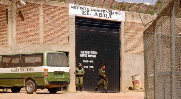 INVESTIGACIN. Los reos se resisten a exmenes de laboratorio para saber quin dispar.