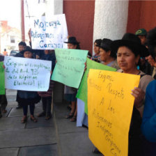 MANIFESTACIN. Mojocoya reclama su derecho a elegir de acuerdo con sus usos y costumbres.