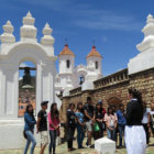 TURISMO. Centenares de sucrenses recorrieron por la terraza del oratorio de San Felipe Neri.