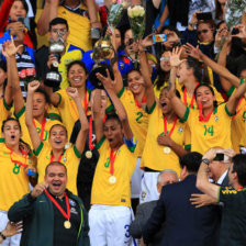 Las jugadoras brasileas celebran el ttulo de la Copa Amrica.