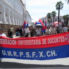 ALERTA. La comunidad universitaria esperar la decisin del Tribunal de Garantas.