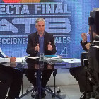 VICEPRESIDENTE. lvaro Garca Linera durante su entrevista con un canal de televisin en La Paz.