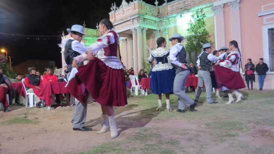 ESPECTCULO. La presentacin artstica en el Palacete de El Guereo.