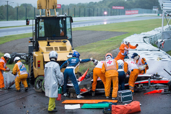 El francs Jules Bianchi sufri un accidente en el circuito de Suzuka.