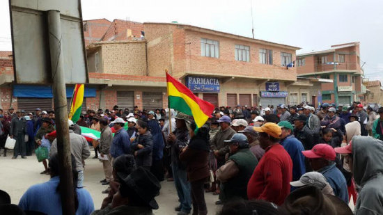 MOVILIZACIN. Centenares de culpineos salieron a las calles para protestar.