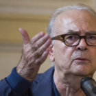 NOBEL. El autor francés Patrick Modiano durante la rueda de prensa tras conocerse la noticia.