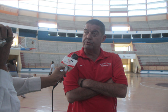 El entrenador norteamericano Bernie Tarr llegar hoy, a la Capital.