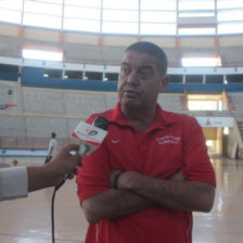 El entrenador norteamericano Bernie Tarr llegar hoy, a la Capital.