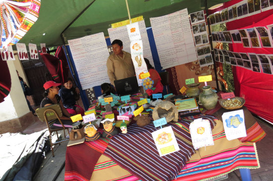 FERIA. Maestros explicaron las tcnicas.