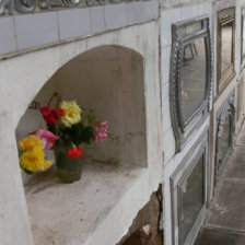 CEMENTERIO. Muchos abandonan a difuntos.