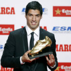 El delantero uruguayo del Barcelona recibi ayer la Bota de Oro.