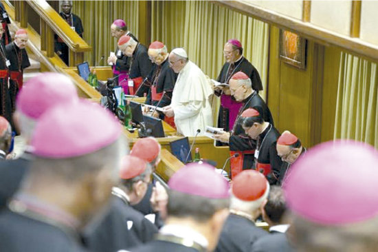 CNCLAVE. La jerarqua de la Iglesia Catlica se rene junto al Papa Francisco.