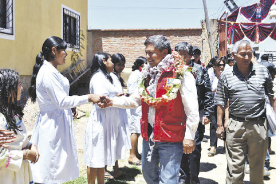 ALCALDE. Moiss Torres, en uno de los actos de gestin de la Alcalda de Sucre.