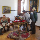 PRODUCCIN. La filmacin de la pelcula de Sanjines ayer, en la Casa de la Libertad. Fuera, el corazn de Sucre se paraliz.